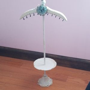 Jewelry stand